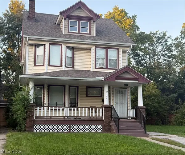 9123 Kempton Avenue, Cleveland, OH 44108