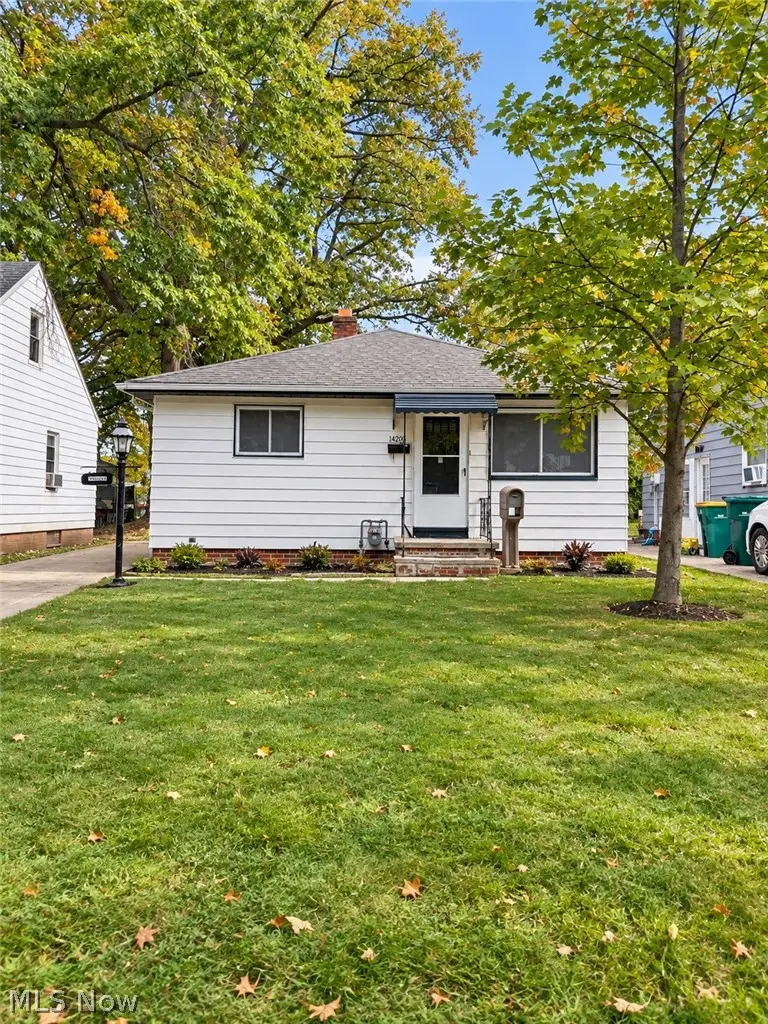 14209 Brunswick Avenue, Maple Heights, OH 44137 - #2