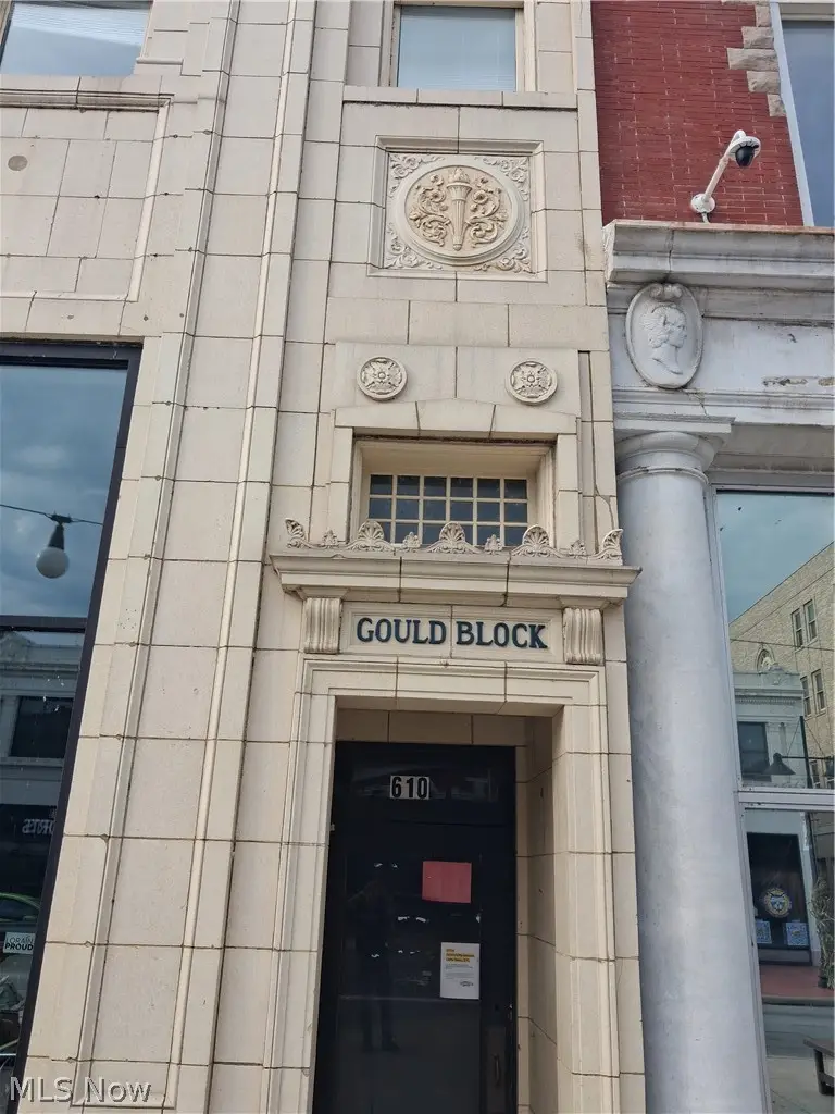 610 Broadway #5, Lorain, OH 44052 - #3