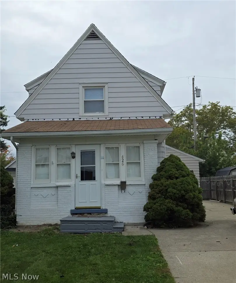 426 Kentucky Avenue, Lorain, OH 44052 - #1