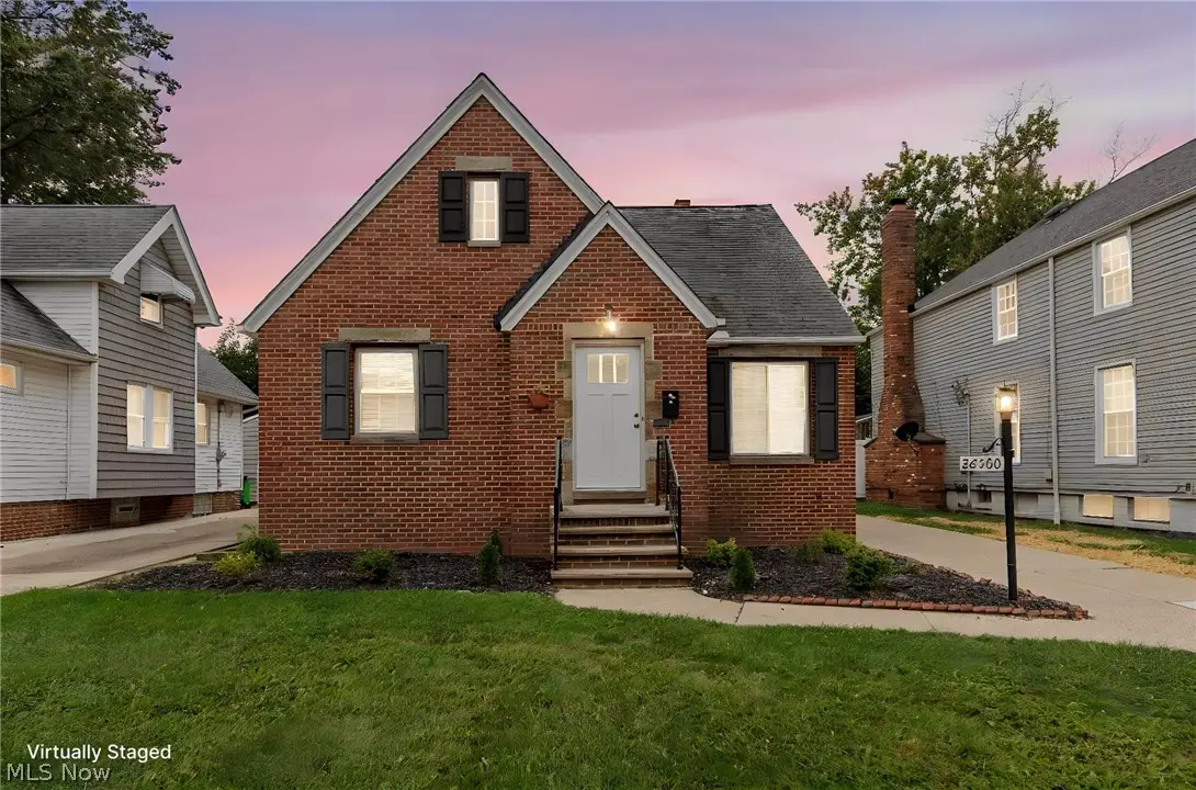 26400 Oriole Avenue, Euclid, OH 44132 - #1