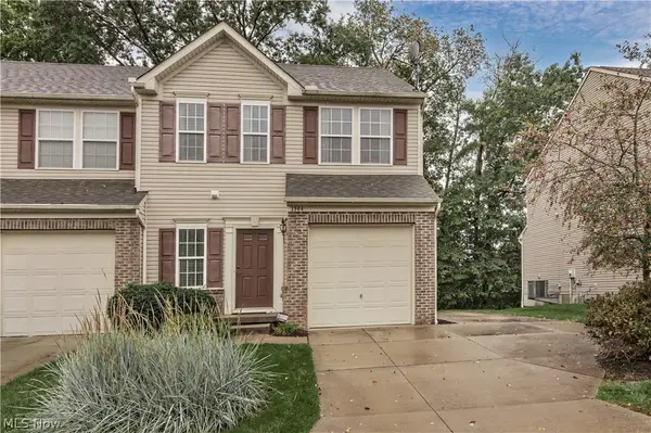 1344 Wellingshire Circle, Cuyahoga Falls, OH 44221