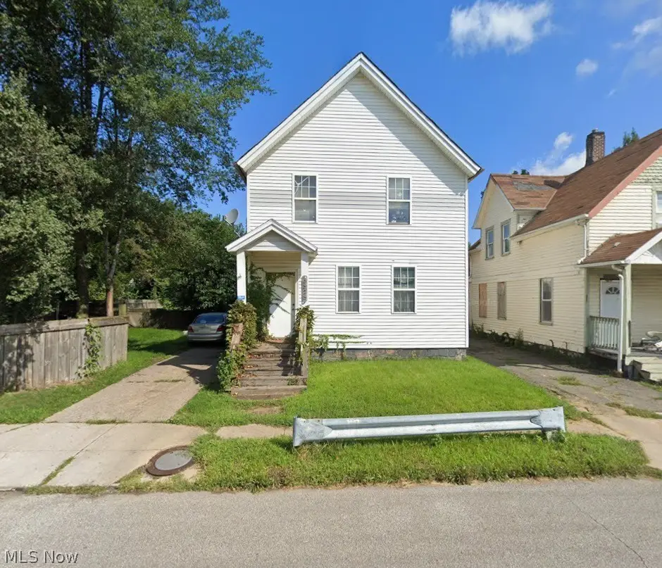 6525 Hoppensack Avenue, Cleveland, OH 44127 - #1