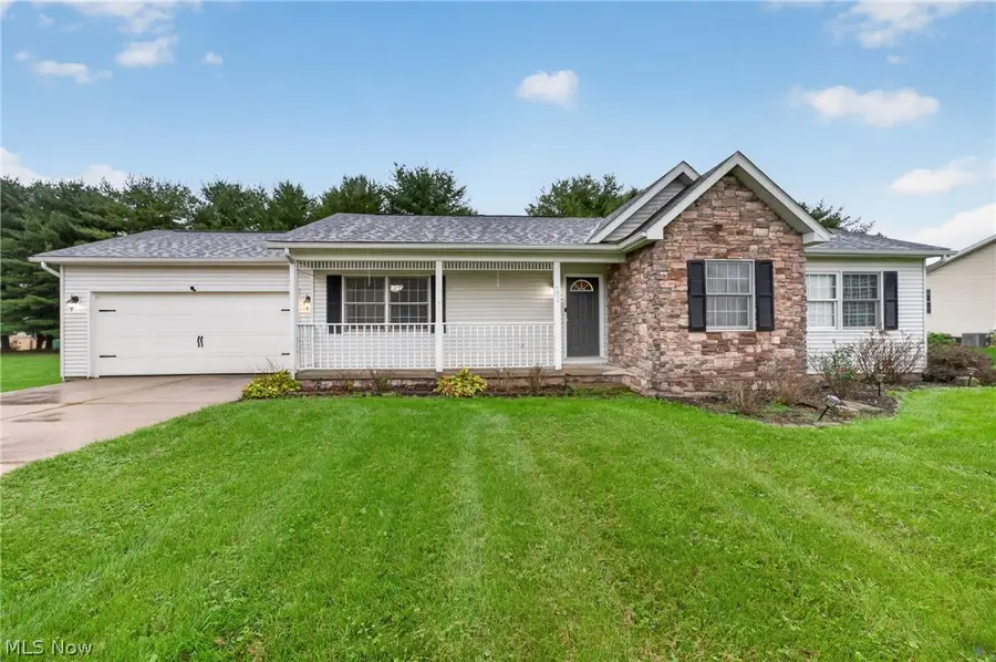 702 Willow Dale Nw Street, Bolivar, OH 44612 - #3