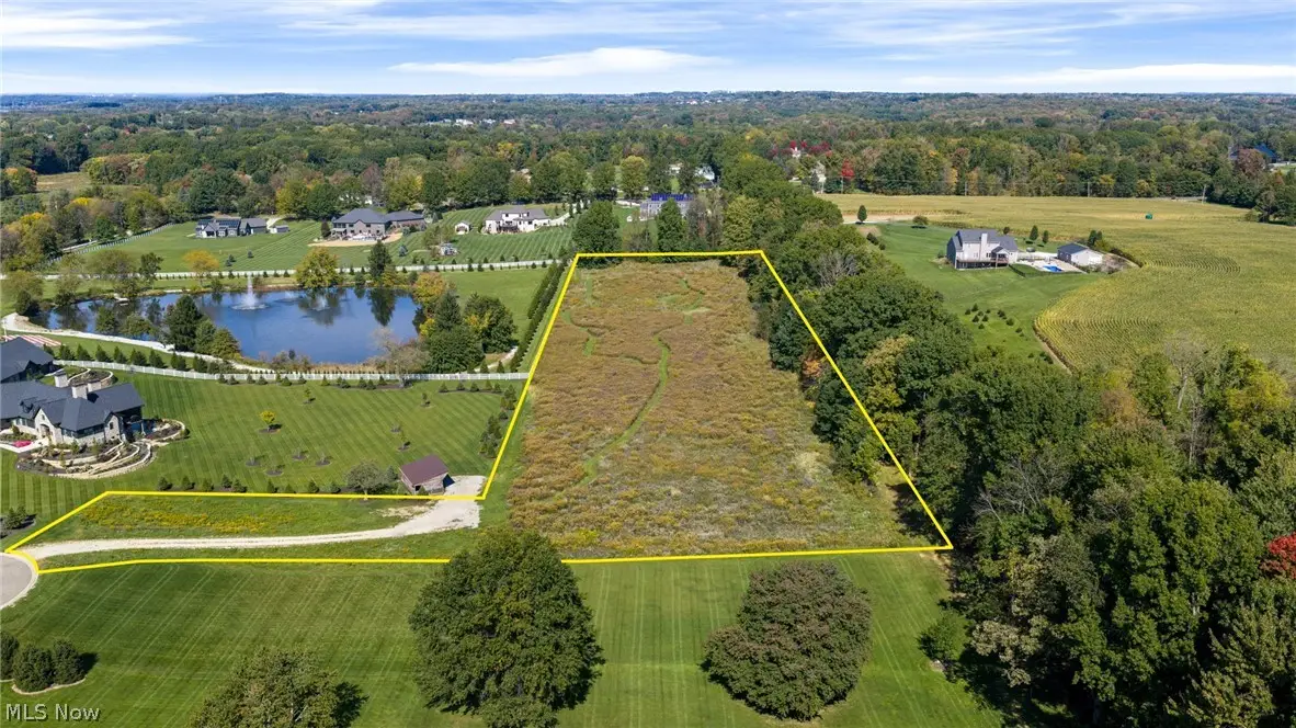 7514 Farmbrook Nw Avenue, North Canton, OH 44720 - #1