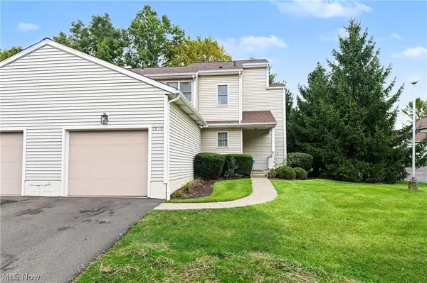 1910 Lillian Road #17, Stow, OH 44224