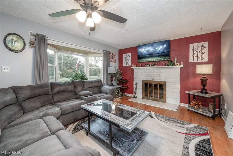 1484 Elm Grove Avenue, Akron, OH 44312 - #3