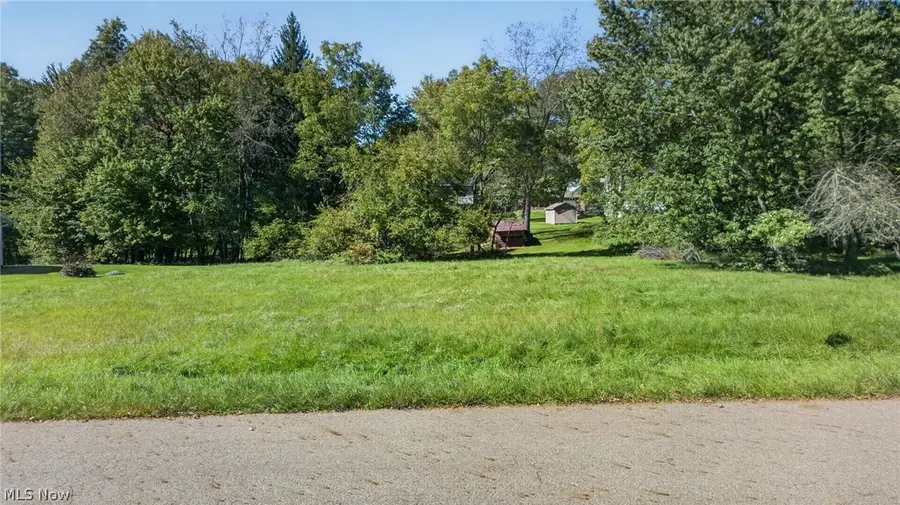 William Penn Ne Avenue, Hartville, OH 44632 - #2