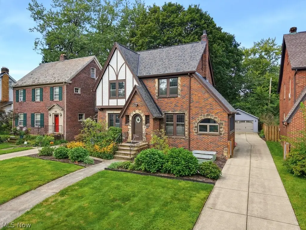 2644 Eaton Road, University Heights, OH 44118 - #1