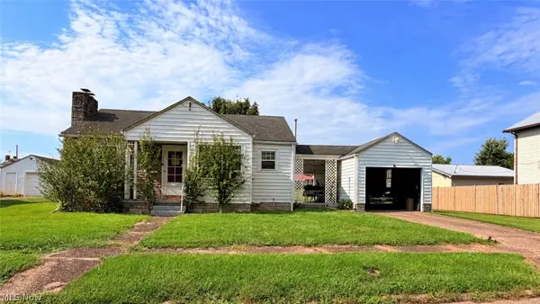 615 Lambert Street, Belpre, OH 45714