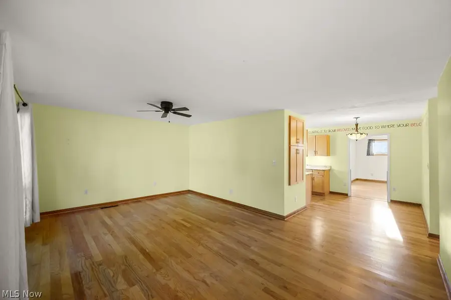 11363 Dupont Road, Washington, WV 26181 - #3