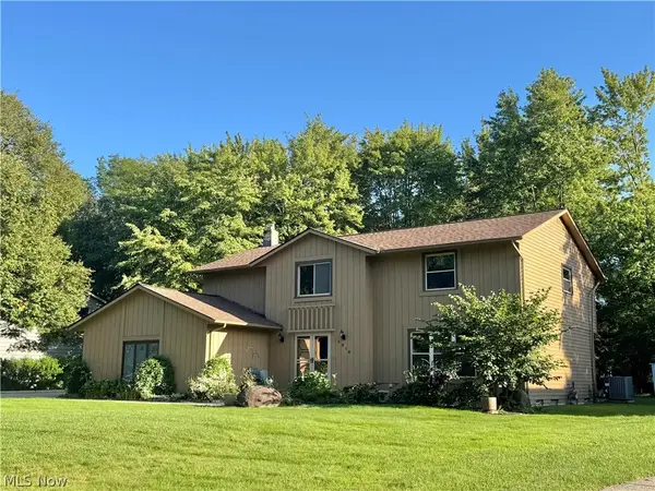 6818 Wildwood Trail, Mayfield Village, OH 44143