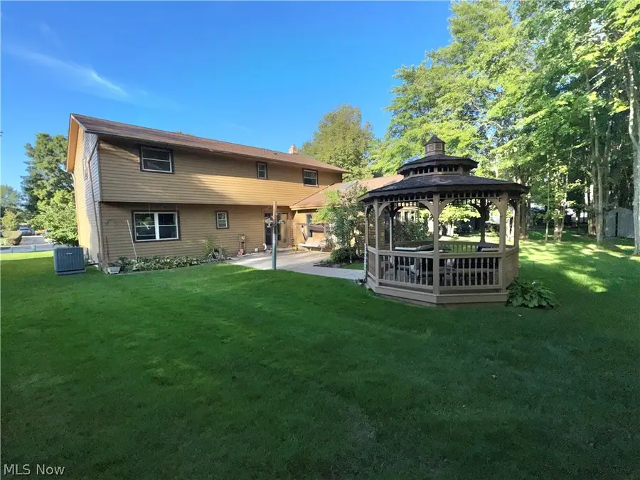 6818 Wildwood Trail, Mayfield, OH 44143 - #3