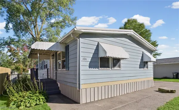 104 Pike Court, LaGrange, OH 44050