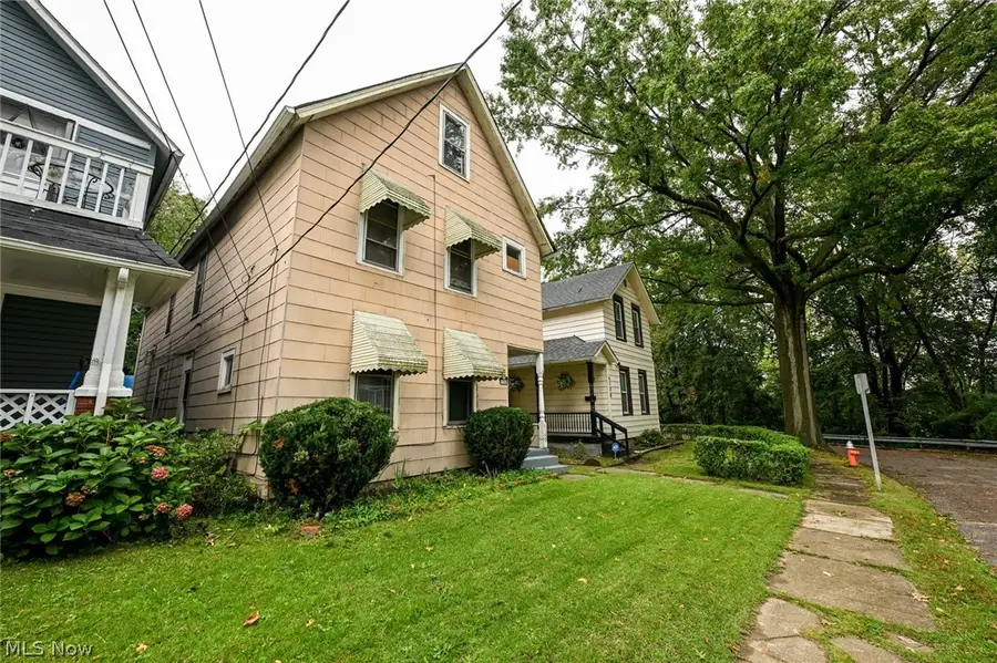 4140 W 36th Street, Cleveland, OH 44109 - #2