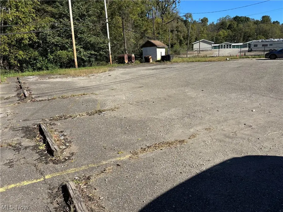 42250 Cadiz Dennison Road, Cadiz, OH 43907 - #3