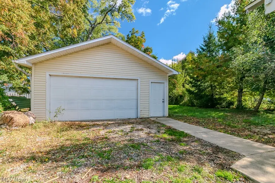 1175 E 332nd Street, Eastlake, OH 44095 - #3