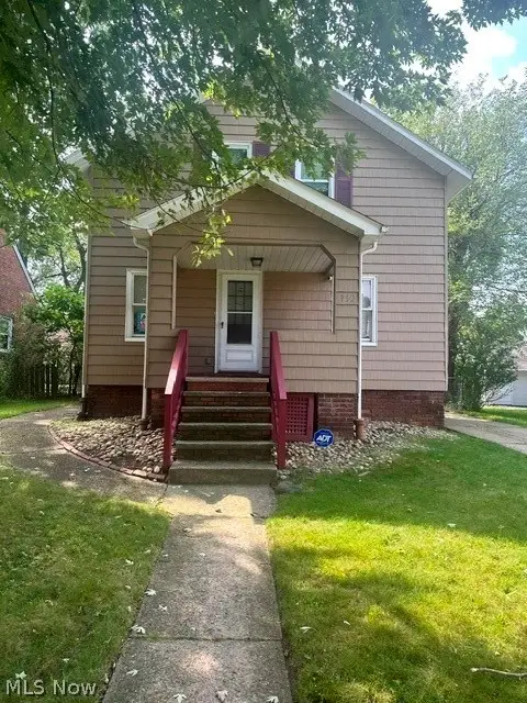930 E 239th Street, Euclid, OH 44123