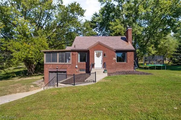 1415 Faircrest Se Street, Canton, OH 44707