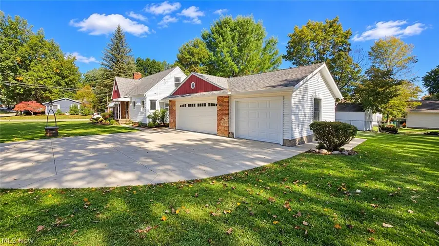 105 Hale Street, Mogadore, OH 44260 - #2