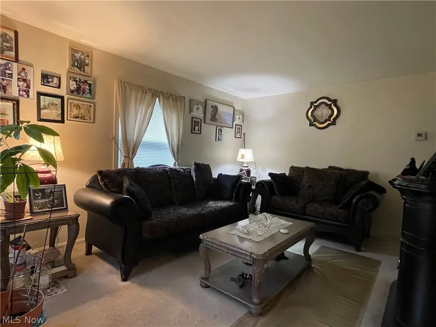 4358 Redding Road, Cleveland, OH 44109 - #3
