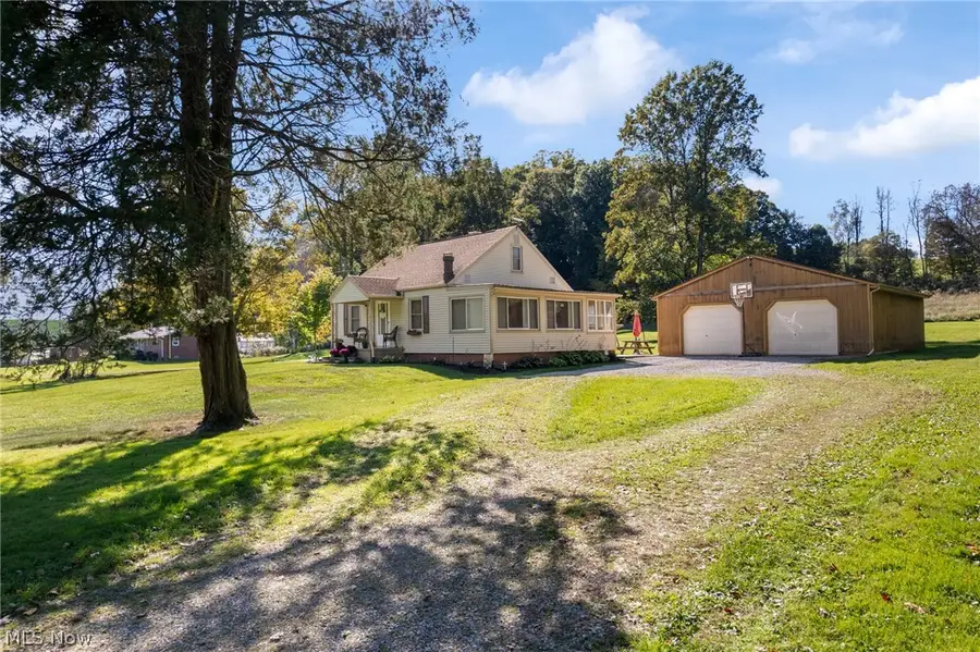 959 Neimans Se Avenue, East Canton, OH 44730 - #2