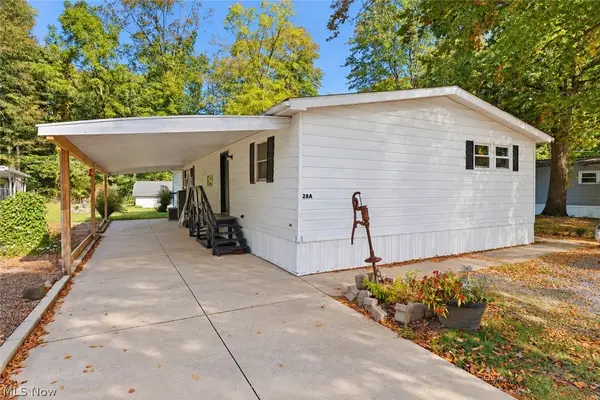 240 N Millborne Road #28A, Orrville, OH 44667