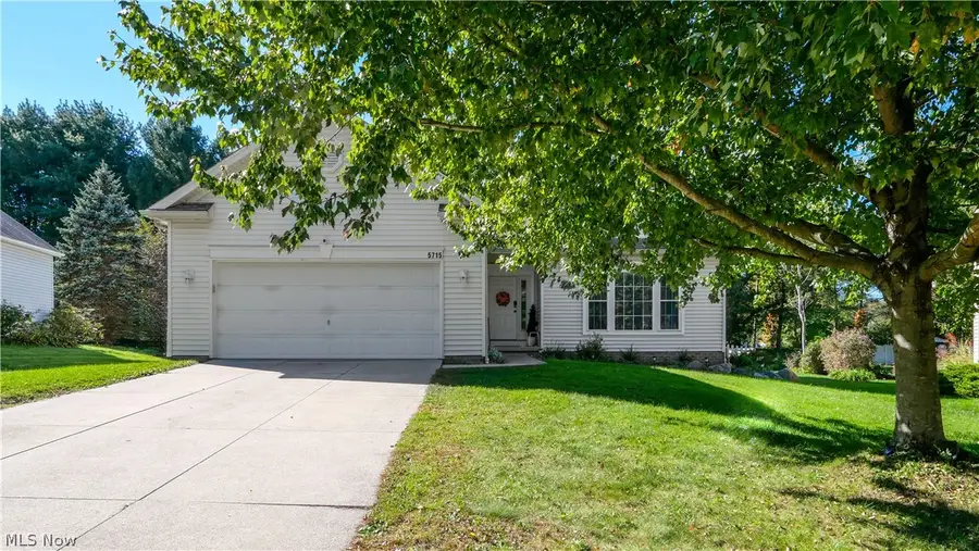 5715 Ashton Woods Circle, Ravenna, OH 44266 - #3