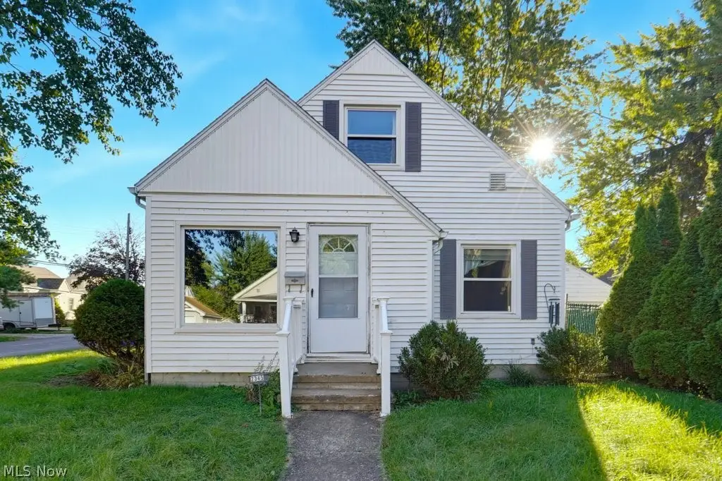 2345 10th Street, Cuyahoga Falls, OH 44221 - #1