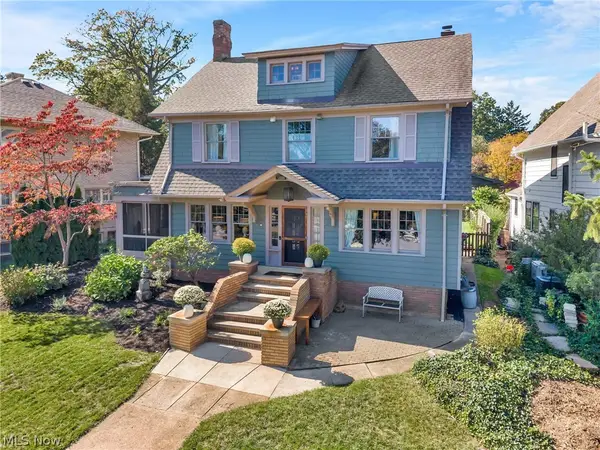 1486 Lewis Drive, Lakewood, OH 44107