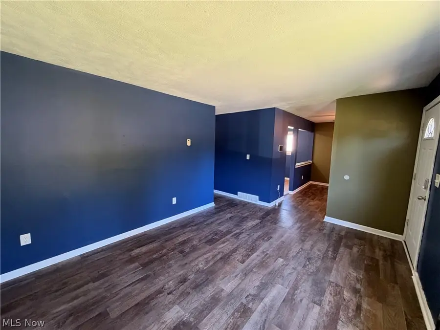 4628 E 173rd Street, Cleveland, OH 44128 - #3