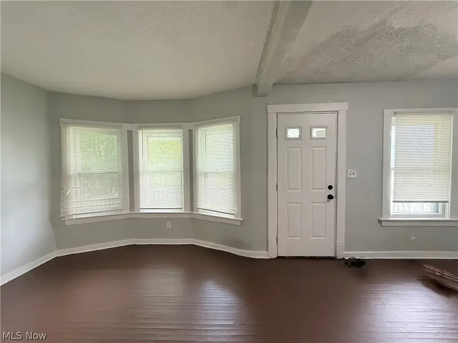 14910 Elm Avenue, East Cleveland, OH 44112 - #3