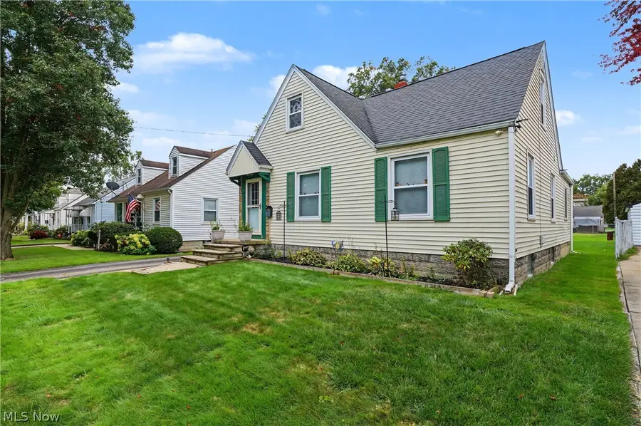 644 Meadowbrook Se Avenue, Warren, OH 44484 - #3