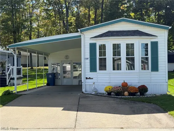 1229 Columbiana Lisbon Road #109, Columbiana, OH 44408