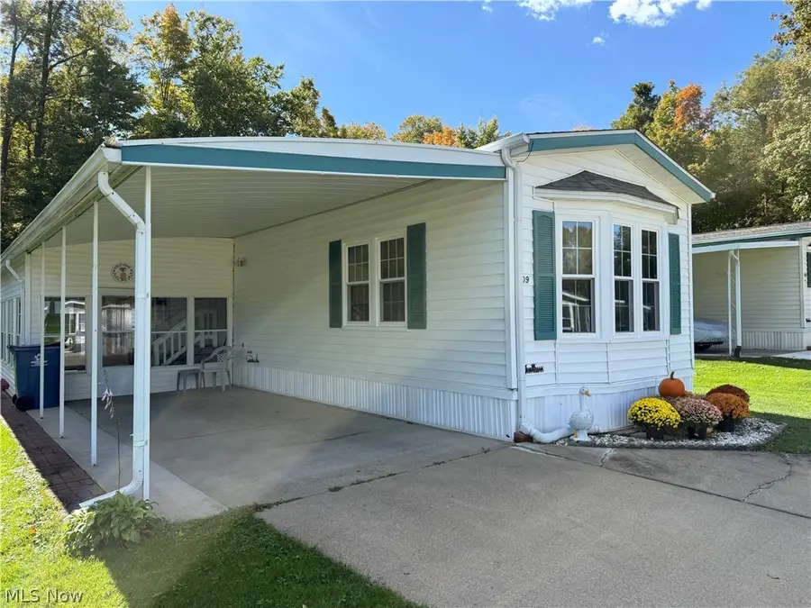 1229 Columbiana Lisbon Road #109, Columbiana, OH 44408 - #3