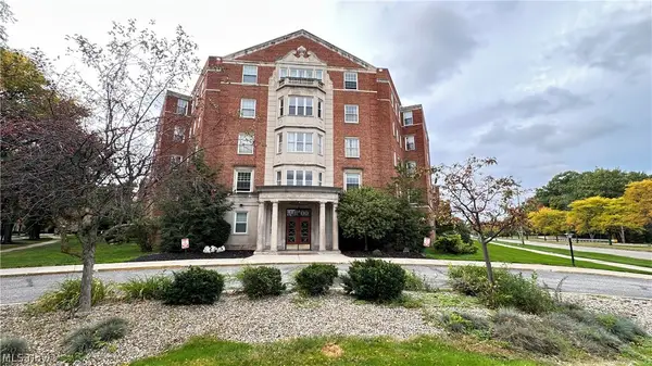 13800 Fairhill Road, Shaker Heights, OH 44120