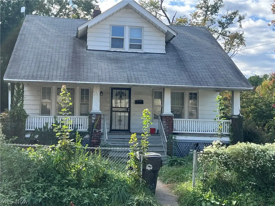 11510 Shadeland Avenue, Cleveland, OH 44108 - #2