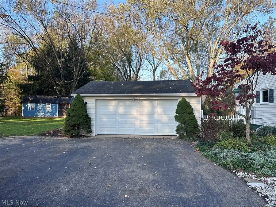 4131 Alabama Nw Avenue, North Lawrence, OH 44666 - #3