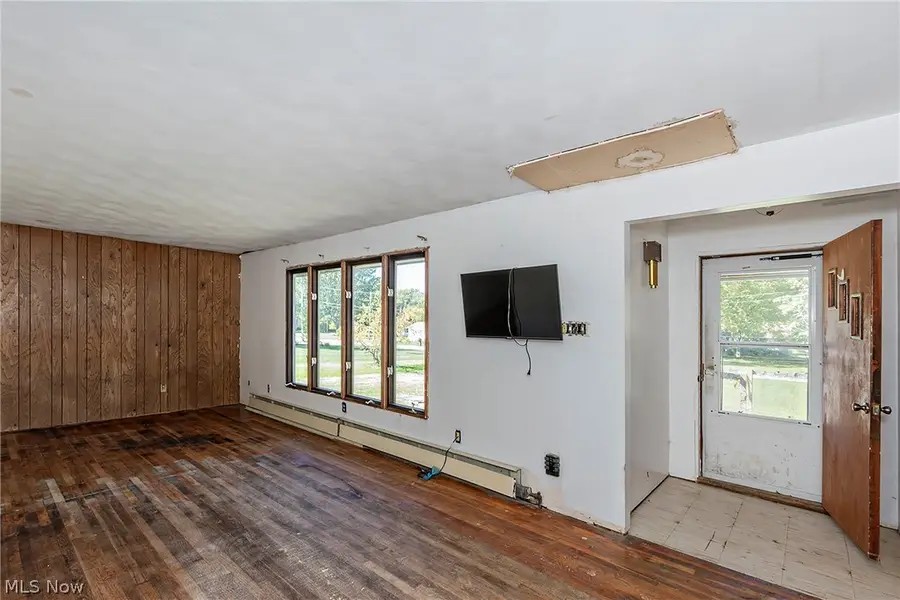 10300 Brian Drive, Painesville, OH 44077 - #3