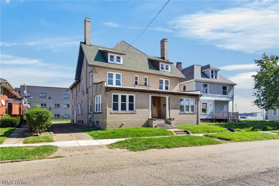 1232 Logan Nw Avenue, Canton, OH 44703 - #3