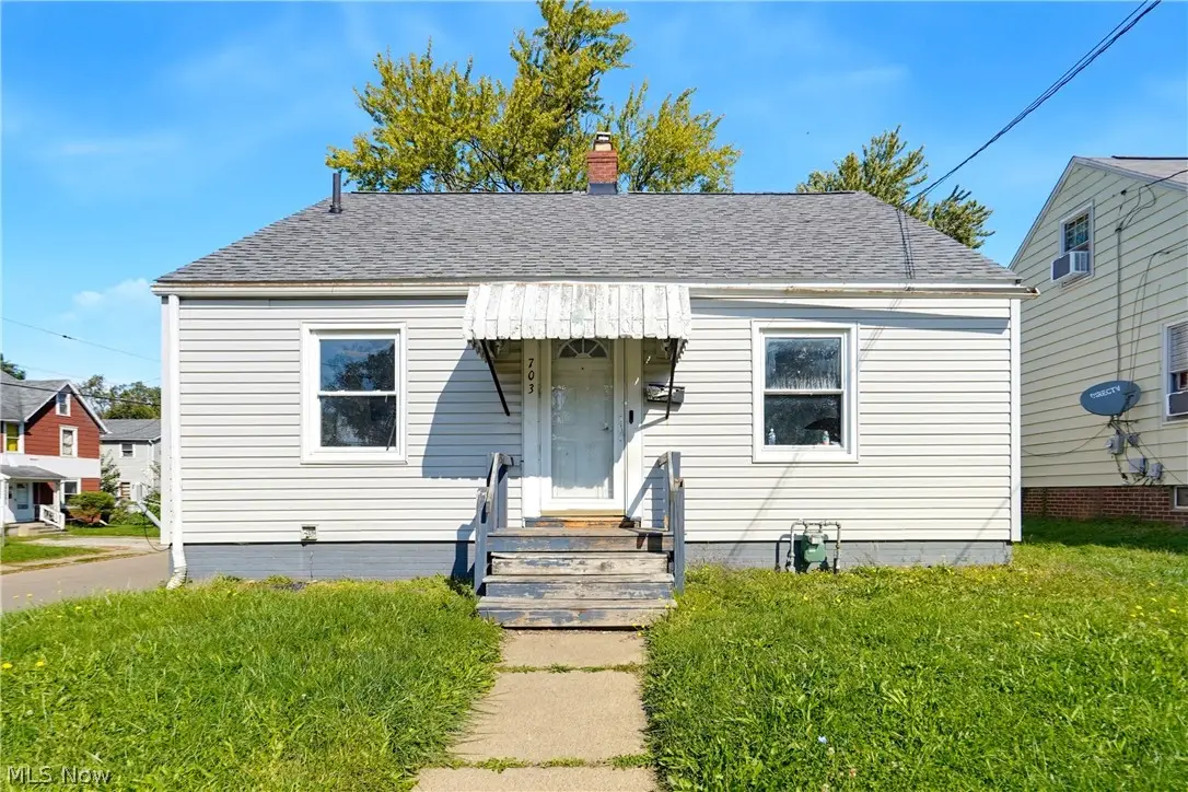 703 14th Ne Street, Canton, OH 44714 - #1