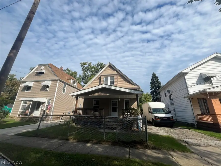 7704 Brinsmade Avenue, Cleveland, OH 44102 - #2