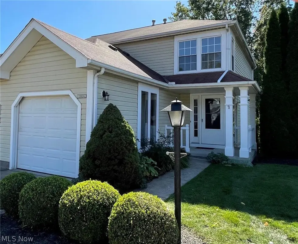 1202 Pinecrest Place #A, Willoughby, OH 44094 - #1