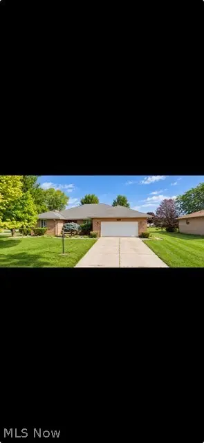 1320 Oakridge Drive, Bucyrus, OH 44820 - #1