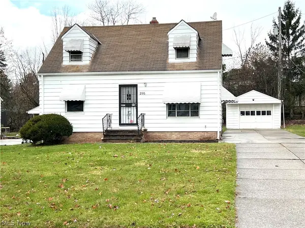 295 Grand Boulevard, Bedford, OH 44146