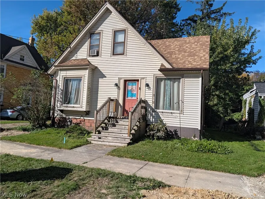 212 King Street, Ravenna, OH 44266 - #2