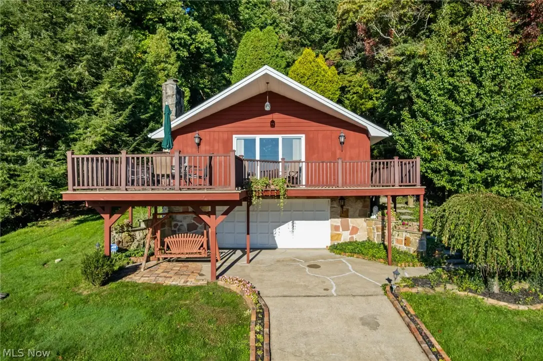 29 W Mohawk Drive, Malvern, OH 44644 - #1