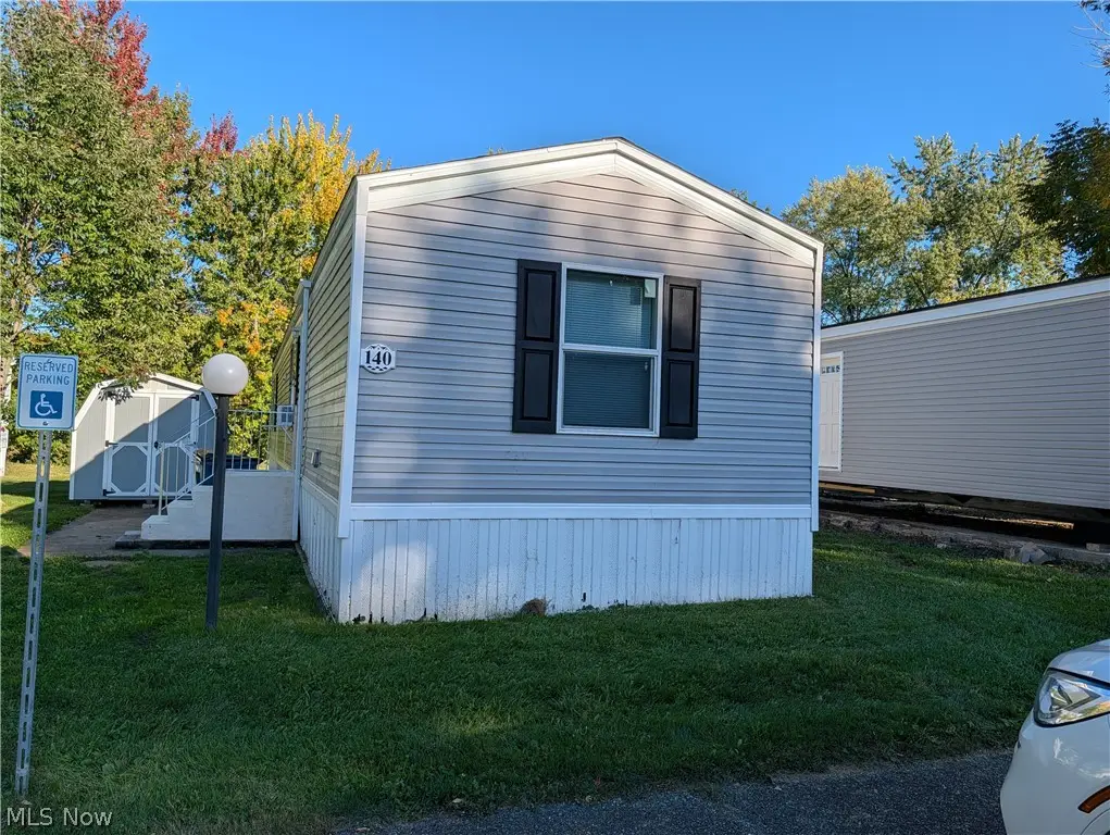 140 Briarcliff Drive, Elyria, OH 44035 - #1