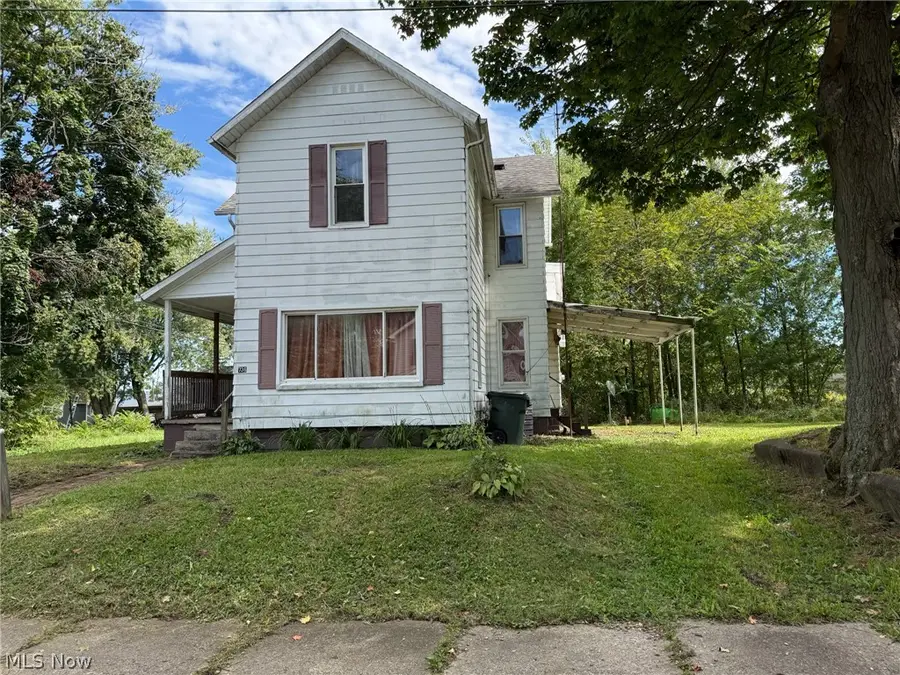 320 W Market Street, Alliance, OH 44601 - #3