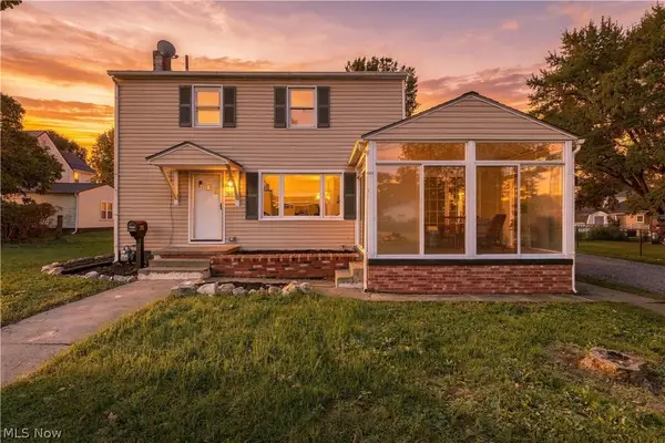 311 South Nw Street, Navarre, OH 44662